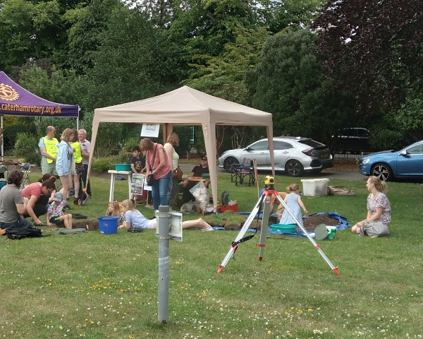 Children's archaeology dig in Queen's Park